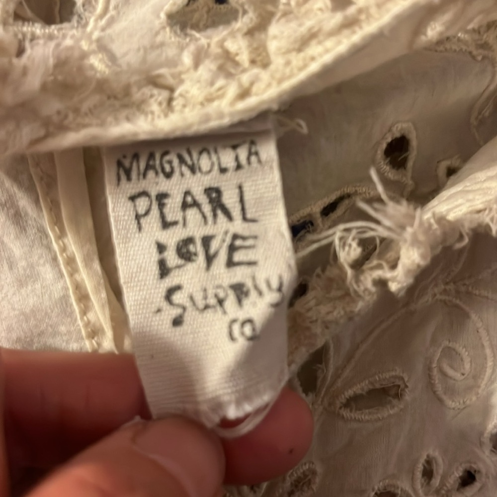 Magnolia Pearl Eyelet Selah Blouse in Moonlight Top - Picture 14 of 14